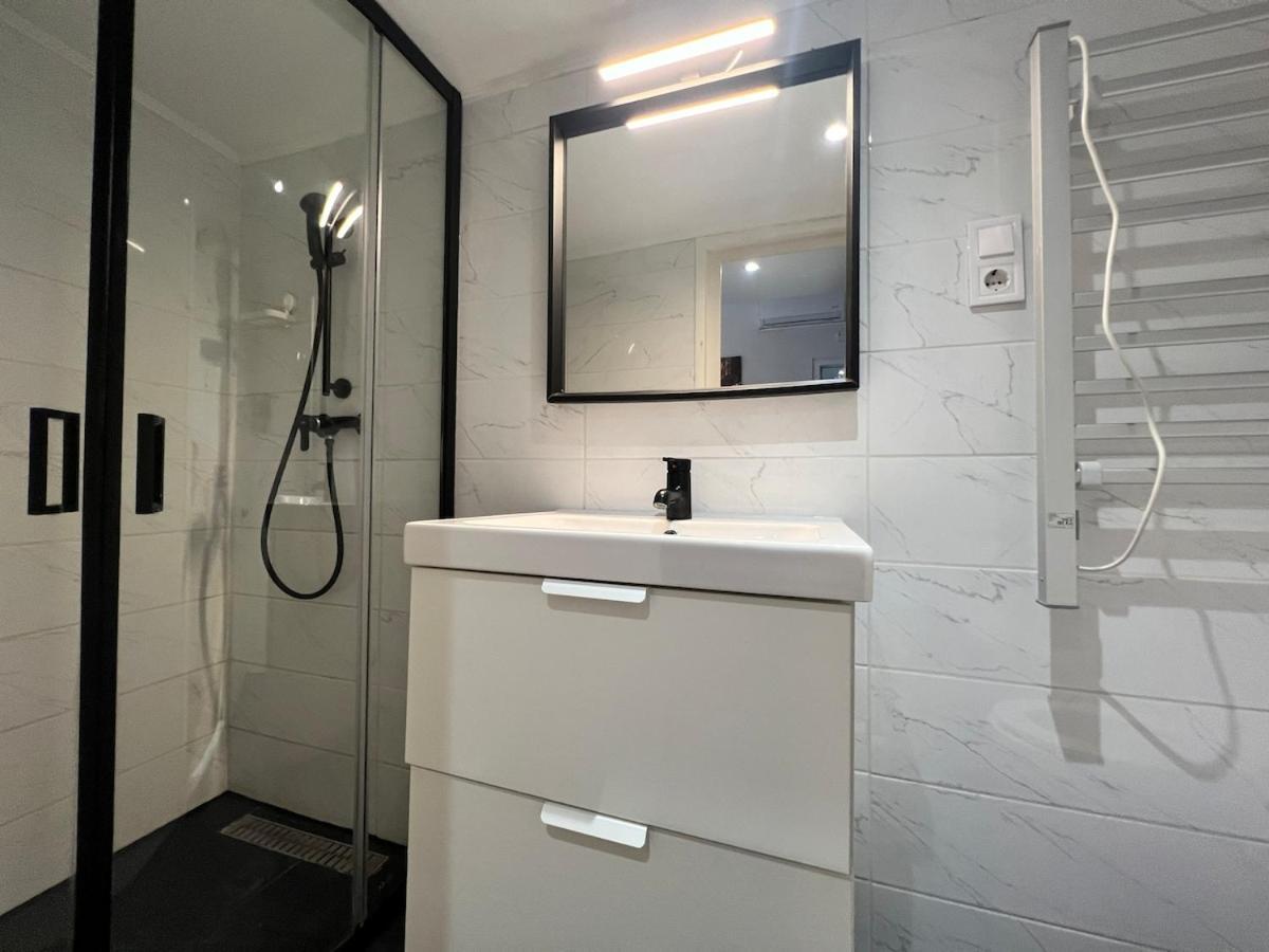 Apartment Chic Design 2